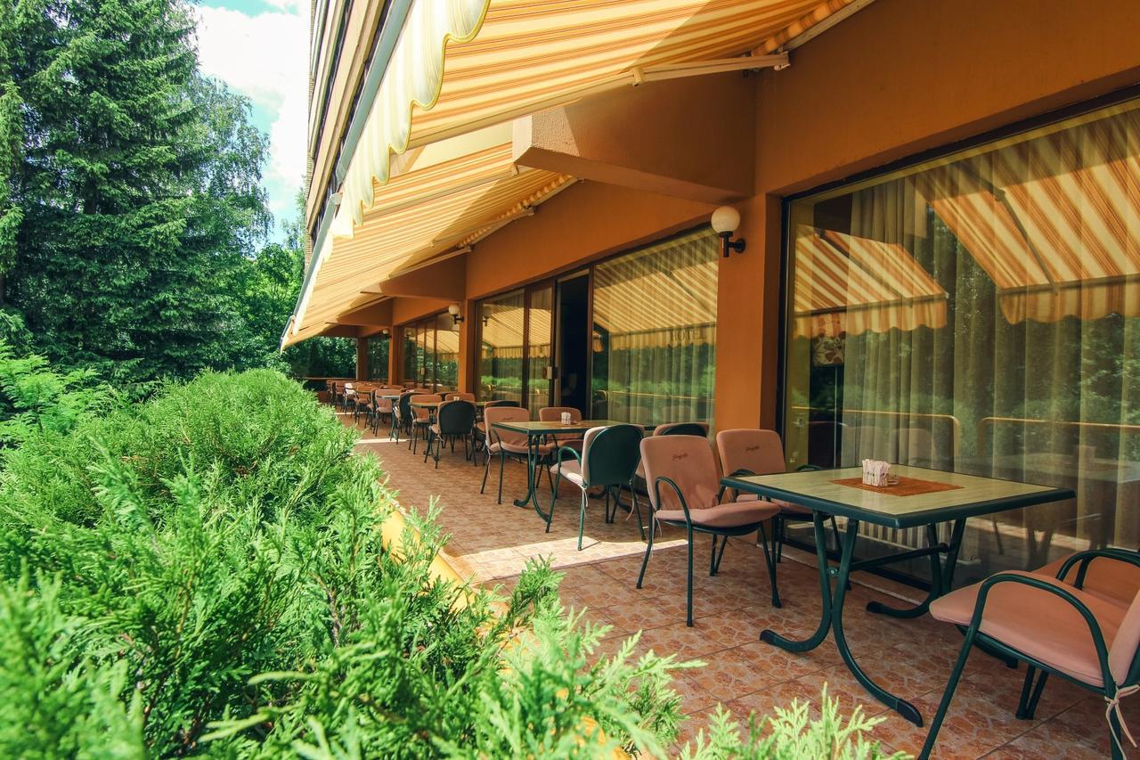 Hotel Grand ซาราเยโว ภายนอก รูปภาพ
